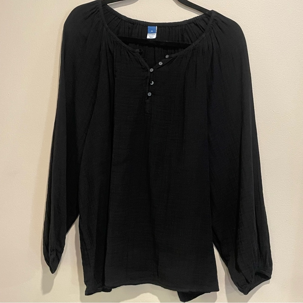 💜Old Navy black long sleeve casual everyday top, size XL minimalist versatile
